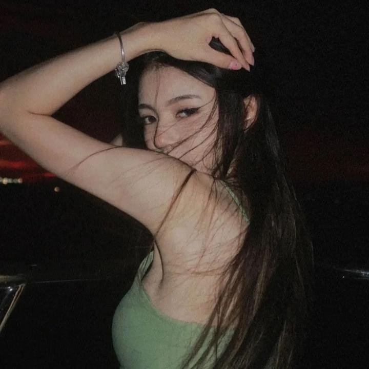 女仆们